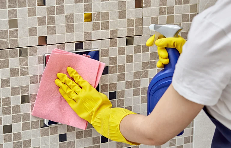 Cleaning tiles