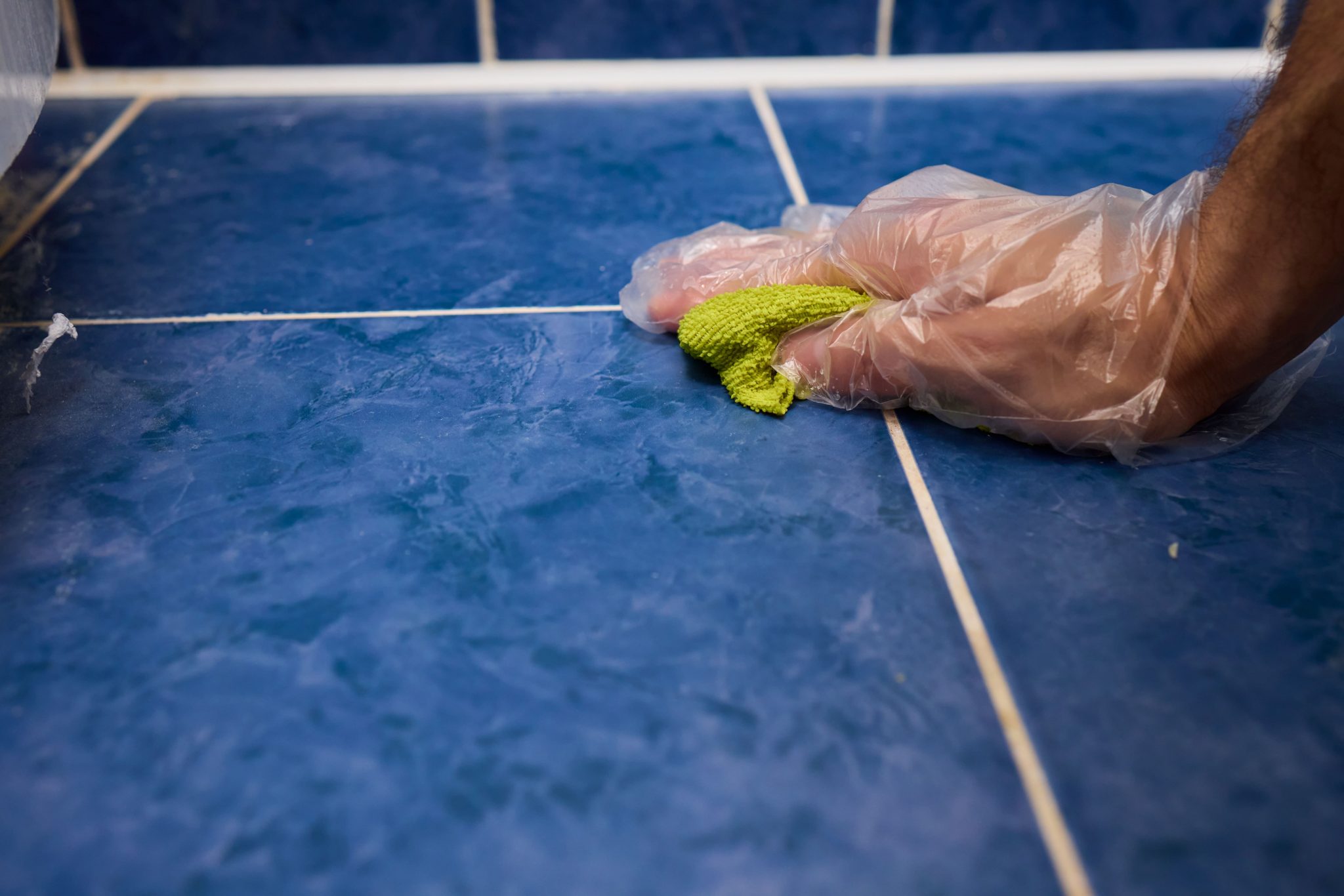 bathroom-tile-cleaner-tips-for-stain-free-tiles-and-safe-cleaning