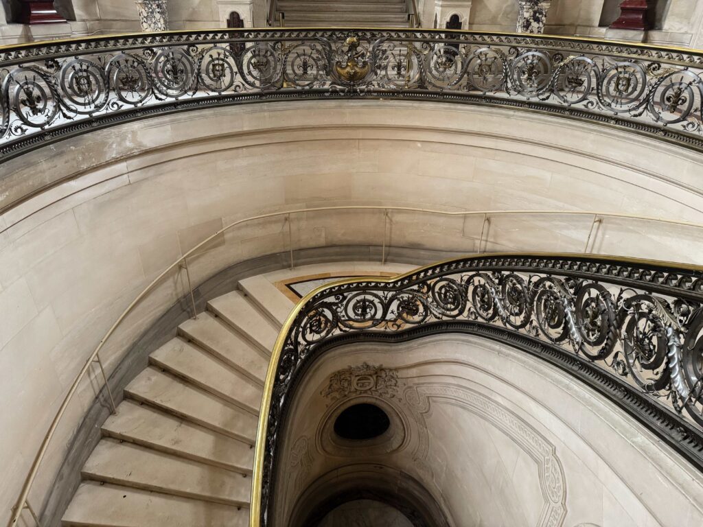 How the right stone adhesive or glue prevents costly failures on staircases