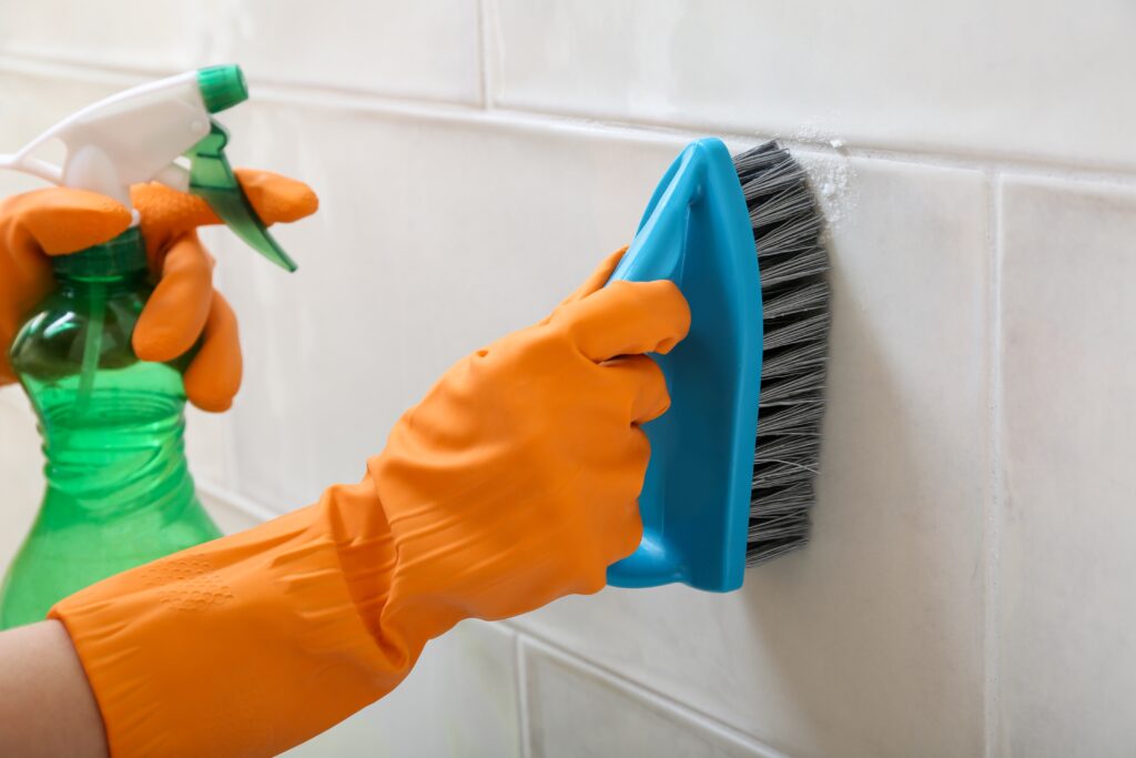Acidic Tile Cleaners: Safe Use, Risks & Better Alternatives